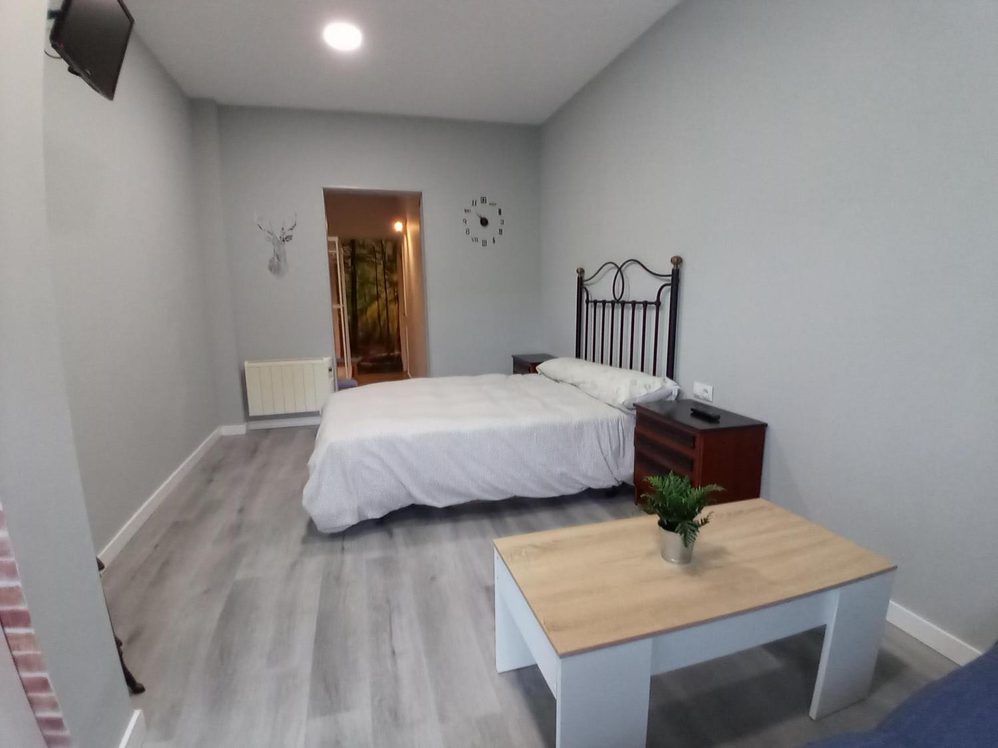 Estudios El Puntual De Romillo Ngoại thất bức ảnh